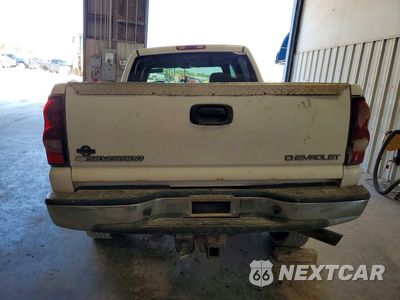 Zdjęcie 6 z 13 samochodu: 2004 CHEVROLET SILVERADO K2500 HEAVY DUTY VIN:1GCHK23114F112872 - miniatura