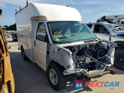 Czwarte zdjęcie samochodu z boku: 2016 CHEVROLET EXPRESS G3500 VIN:1GB0GRFF8G1149129 - miniatura