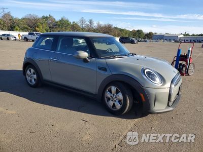 Czwarte zdjęcie samochodu z boku: 2022 MINI COOPER VIN:WMW33DH04N2S18645 - miniatura