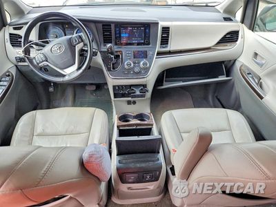 Zdjęcie 8 z 12 samochodu: 2016 TOYOTA SIENNA XLE PREMIUM 7-PASSENGER VIN:5TDDK3DC2GS134825 - miniatura