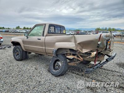 Drugie zdjęcie samochodu z przodu: 1986 TOYOTA PICKUP RN63 STD VIN:JT4RN63R1G0054651 - miniatura
