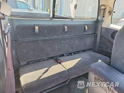 Zdjęcie 10 z 12 samochodu: 2002 DODGE DAKOTA SPORT VIN:1B7GG32N12S696959 - miniatura