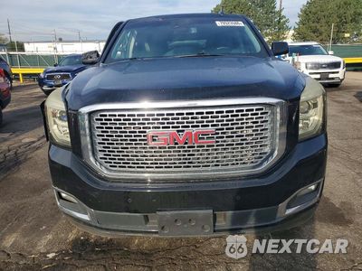 Piąte zdjęcie samochodu w środku: 2017 GMC YUKON XL DENALI VIN:1GKS2HKJXHR254561 - miniatura