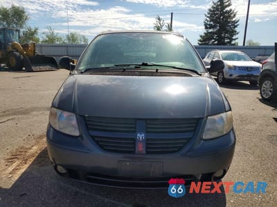 Piąte zdjęcie samochodu w środku: 2007 DODGE GRAND CARAVAN SXT VIN:2D4GP44L07R339141 - miniatura