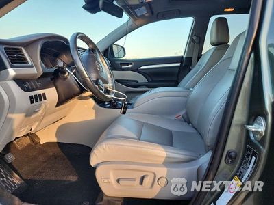 Zdjęcie 7 z 13 samochodu: 2019 TOYOTA HIGHLANDER HYBRID XLE VIN:5TDJGRFH2KS055339 - miniatura
