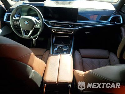 Zdjęcie 8 z 13 samochodu: 2025 BMW X5 XDRIVE40I VIN:5UX23EU03S9X59004 - miniatura