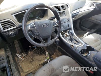Zdjęcie 8 z 12 samochodu: 2015 FORD FUSION S VIN:1FA6P0G76F5110299 - miniatura