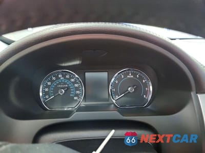 Zdjęcie 9 z 12 samochodu: 2013 JAGUAR XF VIN:SAJWJ0EFXD8S87487 - miniatura