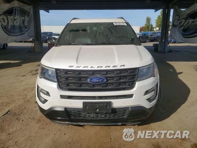 Piąte zdjęcie samochodu w środku: 2017 FORD EXPLORER SPORT VIN:1FM5K8GTXHGD42309 - miniatura