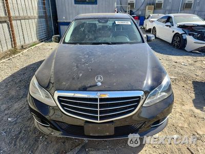 Piąte zdjęcie samochodu w środku: 2014 MERCEDES-BENZ E 350 VIN:WDDHF5KB4EA887560 - miniatura
