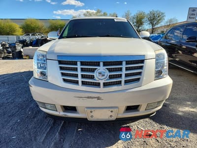 Piąte zdjęcie samochodu w środku: 2012 CADILLAC ESCALADE LUXURY VIN:1GYS4BEF5CR122661 - miniatura