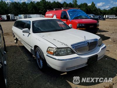 Czwarte zdjęcie samochodu z boku: 2007 LINCOLN TOWN CAR EXECUTIVE VIN:1L1FM88W07Y604372 - miniatura