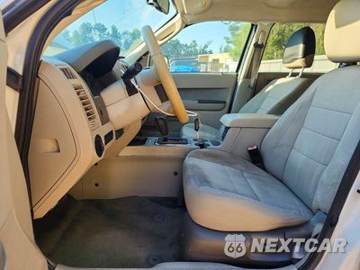 Zdjęcie 7 z 13 samochodu: 2011 FORD ESCAPE XLT VIN:1FMCU0DG3BKB78951 - miniatura