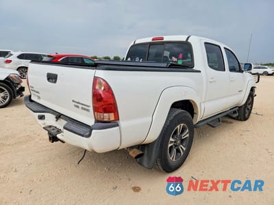 Trzecie zdjęcie samochodu z tyłu: 2007 TOYOTA TACOMA DOUBLE CAB PRERUNNER VIN:5TEJU62N87Z462904 - miniatura
