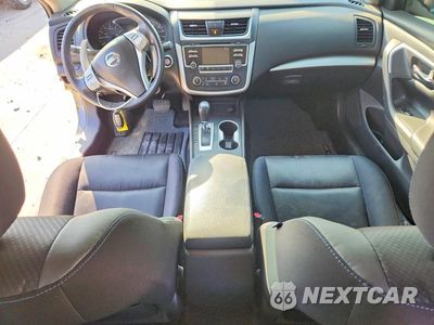 Zdjęcie 8 z 13 samochodu: 2016 NISSAN ALTIMA 2.5 SR VIN:1N4AL3AP3GC280343 - miniatura