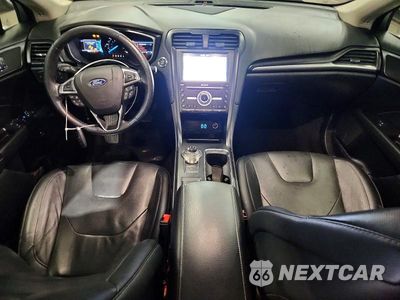 Zdjęcie 8 z 12 samochodu: 2019 FORD FUSION TITANIUM VIN:3FA6P0SU9KR157394 - miniatura