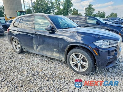 Czwarte zdjęcie samochodu z boku: 2015 BMW X5 XDRIVE50I VIN:5UXKR6C55F0J75280 - miniatura