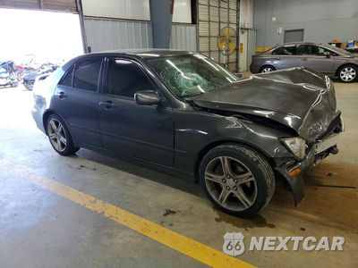 Czwarte zdjęcie samochodu z boku: 2001 LEXUS IS 300 VIN:JTHBD182X10017297 - miniatura