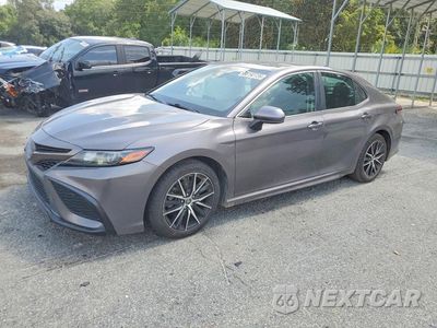 2021 TOYOTA CAMRY SE 4T1G11AK4MU606560 - główne zdjęcie licytacji z USA - miniatura