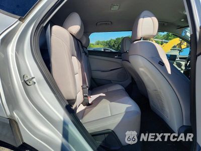 Zdjęcie 11 z 14 samochodu: 2016 HYUNDAI TUCSON SE VIN:KM8J33A47GU242393 - miniatura