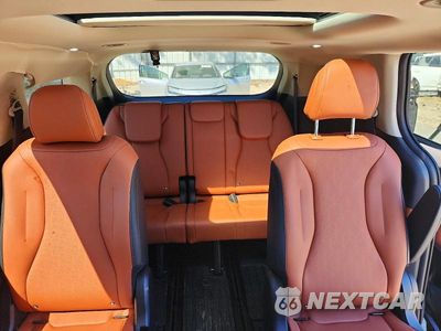 Zdjęcie 10 z 13 samochodu: 2026 KIA CARNIVAL SX VIN:KNDNE5K31T6563636 - miniatura