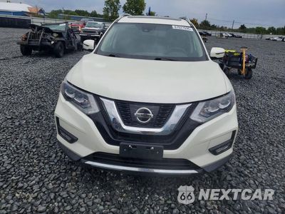 Piąte zdjęcie samochodu w środku: 2017 NISSAN ROGUE SL VIN:5N1AT2MV3HC781406 - miniatura