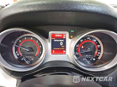 Zdjęcie 9 z 13 samochodu: 2020 DODGE JOURNEY SE VIN:3C4PDCAB3LT254393 - miniatura