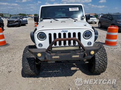 Piąte zdjęcie samochodu w środku: 2012 JEEP WRANGLER UNLIMITED SPORT VIN:1C4HJWDG5CL101032 - miniatura