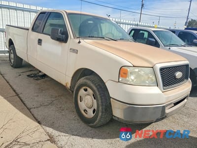 Czwarte zdjęcie samochodu z boku: 2006 FORD F150 VIN:1FTVX12506NA58556 - miniatura