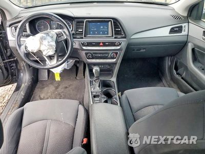 Zdjęcie 8 z 12 samochodu: 2018 HYUNDAI SONATA SEL VIN:5NPE34AF5JH647683 - miniatura