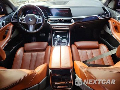 Zdjęcie 8 z 13 samochodu: 2019 BMW X5 XDRIVE50I VIN:5UXJU2C53KLN65578 - miniatura