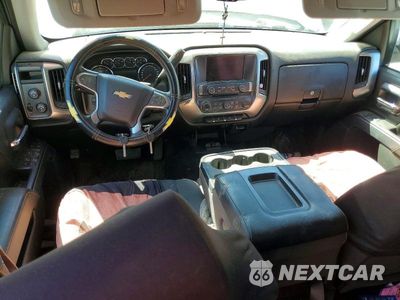 Zdjęcie 8 z 12 samochodu: 2016 CHEVROLET SILVERADO K1500 LT VIN:3GCUKREC8GG322166 - miniatura