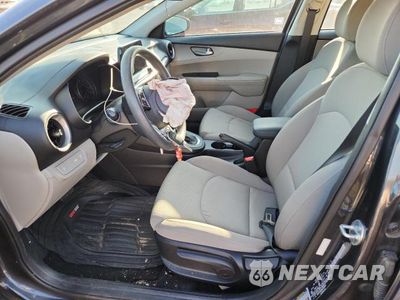 Zdjęcie 7 z 12 samochodu: 2021 KIA FORTE LXS VIN:3KPF24AD0ME395064 - miniatura