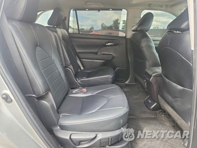 Zdjęcie 11 z 14 samochodu: 2023 TOYOTA HIGHLANDER HYBRID XLE VIN:5TDKARAH8PS016615 - miniatura