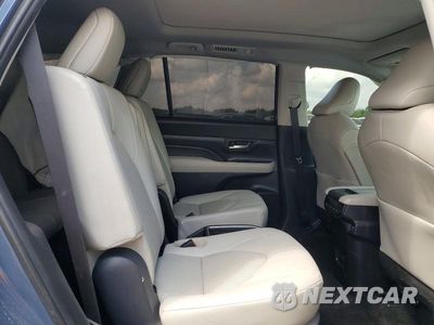Zdjęcie 11 z 13 samochodu: 2025 TOYOTA GRAND HIGHLANDER XLE VIN:5TDAAAA50SS034666 - miniatura