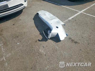 Zdjęcie 13 z 14 samochodu: 2020 TESLA MODEL Y VIN:5YJYGDEE7LF051155 - miniatura