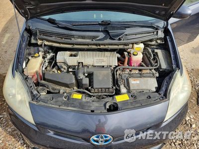Zdjęcie 11 z 12 samochodu: 2012 TOYOTA PRIUS FOUR VIN:JTDKN3DU6C1603803 - miniatura