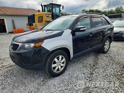 2012 KIA SORENTO LX 5XYKT4A24CG295707 - główne zdjęcie licytacji z USA - miniatura