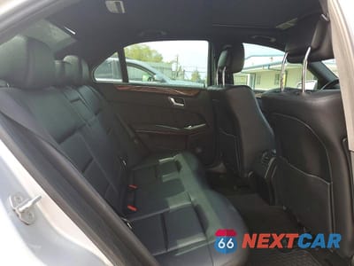 Zdjęcie 10 z 12 samochodu: 2012 MERCEDES-BENZ E 350 VIN:WDDHF5KB0CA605881 - miniatura