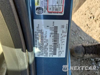 Zdjęcie 12 z 12 samochodu: 2012 LINCOLN MKZ VIN:3LNHL2GC0CR820939 - miniatura