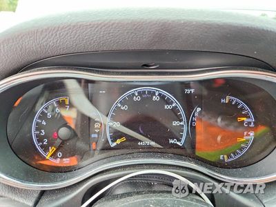 Zdjęcie 9 z 14 samochodu: 2019 JEEP GRAND CHEROKEE LAREDO VIN:1C4RJFAG7KC529546 - miniatura