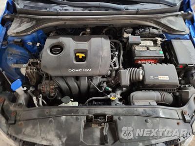 Zdjęcie 11 z 13 samochodu: 2017 HYUNDAI ELANTRA SE VIN:5NPD74LF8HH193369 - miniatura