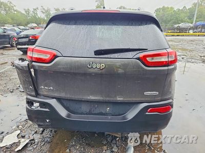 Zdjęcie 6 z 13 samochodu: 2014 JEEP CHEROKEE LATITUDE VIN:1C4PJMCS2EW147201 - miniatura
