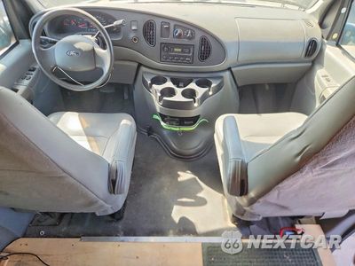 Zdjęcie 8 z 13 samochodu: 2006 FORD ECONOLINE E350 SUPER DUTY VAN VIN:1FTSS34P76HA24270 - miniatura
