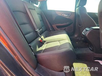 Zdjęcie 10 z 12 samochodu: 2018 CHEVROLET MALIBU LT VIN:1G1ZD5ST1JF163666 - miniatura