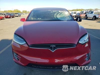 Piąte zdjęcie samochodu w środku: 2019 TESLA MODEL X VIN:5YJXCBE27KF196194 - miniatura
