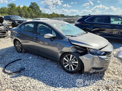 Czwarte zdjęcie samochodu z boku: 2025 NISSAN VERSA SV VIN:3N1CN8EV5SL889338 - miniatura