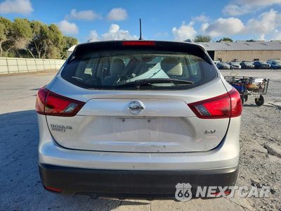 Zdjęcie 6 z 13 samochodu: 2019 NISSAN ROGUE SPORT SV VIN:JN1BJ1CP7KW242159 - miniatura