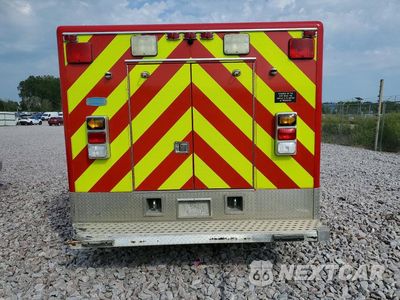 Zdjęcie 6 z 12 samochodu: 2002 FORD F450 SUPER DUTY VIN:1FDXF46F12EC28297 - miniatura
