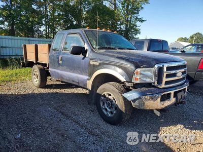 Czwarte zdjęcie samochodu z boku: 2005 FORD F250 SUPER DUTY VIN:1FTSX21505EC13177 - miniatura